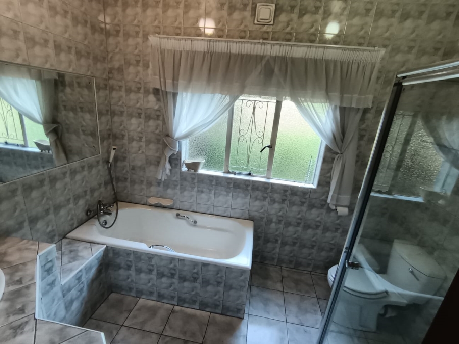 5 Bedroom Property for Sale in Sasolburg Ext 3 Free State